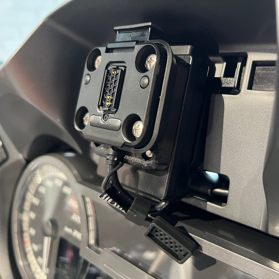 BMW Adapter Zumo XT2 (Kein Wunderrad)